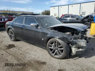 2007 Chrysler 300 C SRT8 with VIN 2C3LA73W17H884642, listed as a Copart auction lot 50253175 with 189,585 mi miles and Salvage Title. Bid and sale history available at carsss.com. Image 4.