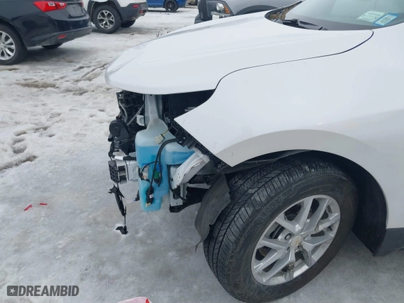 2022 Chevrolet Equinox LT with VIN 3GNAXUEVXNL299977, listed as a IAAI auction lot 41628827 with 6,513 mi miles. Bid and sale history available at carsss.com. Image 20.