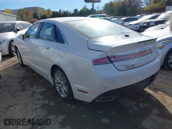 2014 Lincoln MKZ with VIN 3LN6L2GKXER817659, listed as a IAAI auction lot 40896691 with 84,164 mi miles and . Bid and sale history available at DreamBid. Image 3.