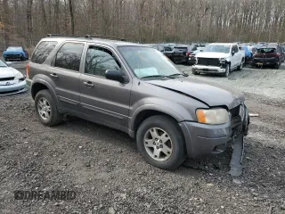 2004 Ford Escape Limited with VIN 1FMCU94184KB37525, listed as a Copart auction lot 49971575 with 0 mi miles and Salvage Title. Bid and sale history available at carsss.com. Image 4.