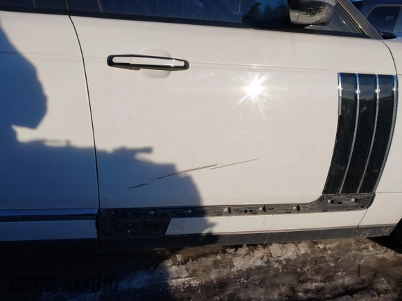 2015 Land Rover Range Rover Supercharged с VIN SALGS2TFXFA204207, выставлен на аукционе IAAI как лот 41509061 с пробегом 113 598 миль миль и . История ставок и продаж доступна на DreamBid. Изображение 19.