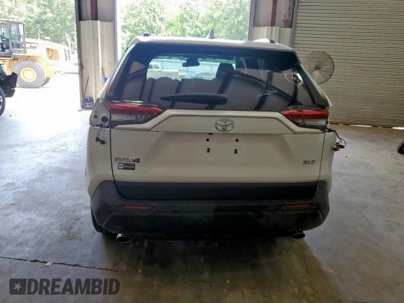 2025 Toyota RAV4 XLE Premium with VIN 2T3C1RFV9SW367432, listed as a Copart auction lot 59307585 with 7,570 mi miles and Salvage title. Bid and sale history available at DreamBid. Image 6.