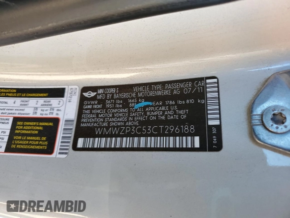2012 MINI Convertible S z VIN WMWZP3C53CT296188, wystawiony jako Copart lot #88159445 z przebiegiem 110 859 mil mil oraz Szkoda całkowita • Salvage title. Historia ofert i sprzedaży dostępna na DreamBid. Obrazek 13.