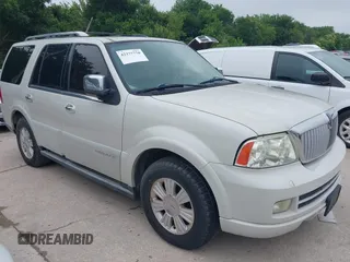 2006 Lincoln Navigator Luxury z VIN 5LMFU27536LJ11833, wystawiony jako IAAI lot #42377770 z przebiegiem 171 885 mil mil oraz . Historia ofert i sprzedaży dostępna na DreamBid. Obrazek 1.