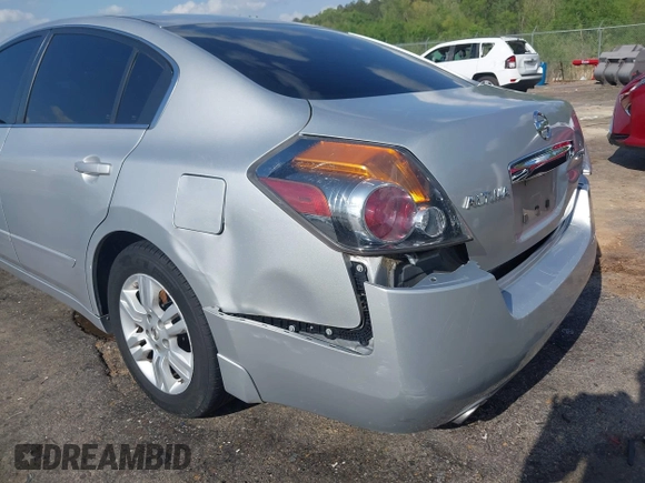 2010 Nissan Altima 2.5 S with VIN 1N4AL2AP0AN565412, listed as a IAAI auction lot 41877732 with 238,090 mi miles. Bid and sale history available at carsss.com. Image 6.
