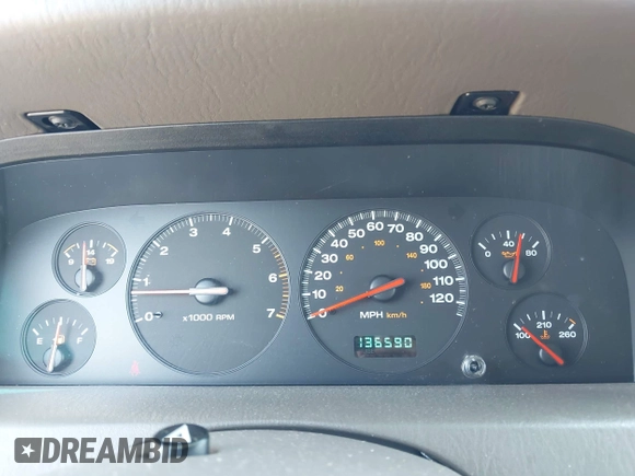 2000 Jeep Grand Cherokee Limited with VIN 1J4GW58N5YC361724, listed as a IAAI auction lot 42722980 with 136,590 mi miles and . Bid and sale history available at DreamBid. Image 7.