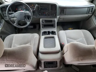 2005 Chevrolet Avalanche LS with VIN 3GNEC12Z75G216923, listed as a Copart auction lot 77579754 with 159,948 mi miles and Salvage Title. Bid and sale history available at carsss.com. Image 8.