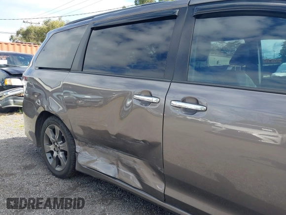 2016 Toyota Sienna SE with VIN 5TDXK3DC9GS719995, listed as a IAAI auction lot 42421273 with 126,943 mi miles and . Bid and sale history available at DreamBid. Image 18.