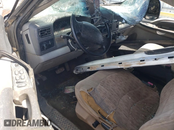 1999 Ford F-250 XL z VIN 1FTNW21F6XEE96518, wystawiony jako Copart lot #60648775 z przebiegiem 288 719 mil mil oraz Nie do naprawy • Non repairable. Historia ofert i sprzedaży dostępna na DreamBid. Obrazek 8.
