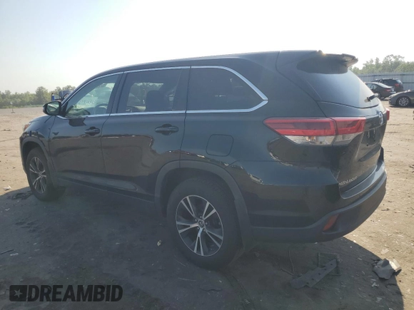 2019 Toyota Highlander LE with VIN 5TDBZRFH3KS963555, listed as a Copart auction lot 62294815 with 64,965 mi miles and Salvage title. Bid and sale history available at DreamBid. Image 2.