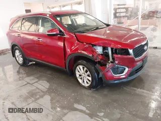 2017 Kia Sorento LX with VIN 5XYPG4A3XHG214042, listed as a IAAI auction lot 41770119 with 73,243 mi miles. Bid and sale history available at carsss.com. Image 1.