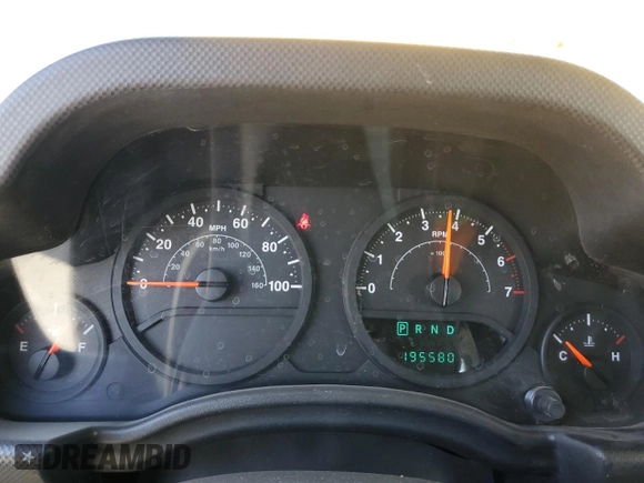 2008 Jeep Wrangler Unlimited X with VIN 1J4GA391X8L645526, listed as a Copart auction lot 53652315 with 195,580 mi miles and Salvage Title. Bid and sale history available at carsss.com. Image 9.