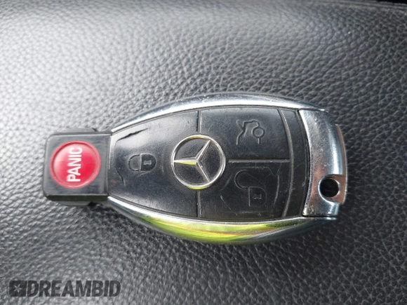 2009 Mercedes-Benz CLS-Class 5.5L with VIN WDDDJ72X49A146822, listed as a IAAI auction lot 41800020 with 157,984 mi miles. Bid and sale history available at carsss.com. Image 11.