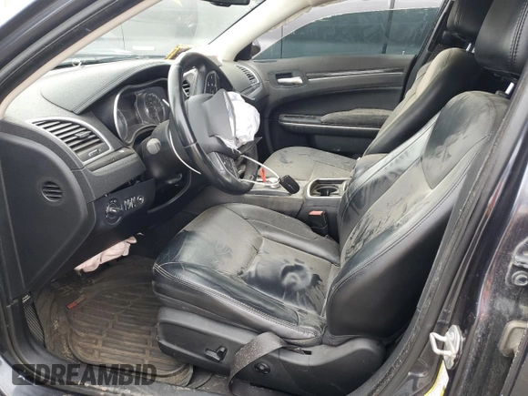 2016 Chrysler 300 Anniversary Edition with VIN 2C3CCAAG8GH219532, listed as a Copart auction lot 46497034 with 133,878 mi miles and Salvage Title. Bid and sale history available at DreamBid. Image 7.