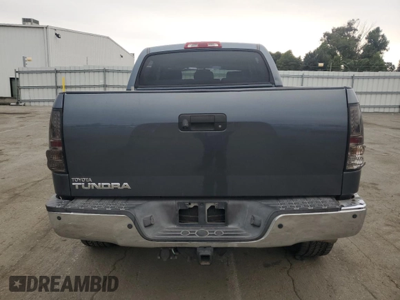 2008 Toyota Tundra Limited z VIN 5TFEV58158X047979, wystawiony jako Copart lot #46317935 z przebiegiem 180 267 mil mil oraz Szkoda całkowita • Salvage title. Historia ofert i sprzedaży dostępna na DreamBid. Obrazek 6.