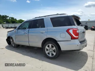2021 Ford Expedition XLT z VIN 1FMJU1HT2MEA79897, wystawiony jako Copart lot #56353995 z przebiegiem 107 646 mil mil oraz Szkoda całkowita • Salvage title. Historia ofert i sprzedaży dostępna na DreamBid. Obrazek 2.