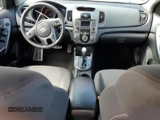 2010 Kia Forte SX с VIN KNAFW4A38A5209979, выставлен на аукционе Copart как лот 60551735 с пробегом 171 631 миль миль и Чистый • Clean title. История ставок и продаж доступна на DreamBid. Изображение 8.