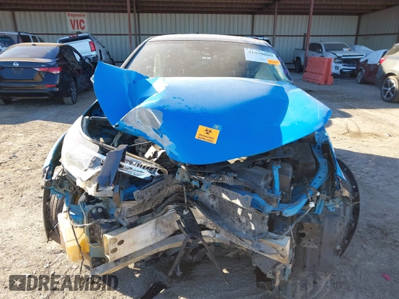 2019 Toyota C-HR XLE with VIN JTNKHMBX9K1056627, listed as a IAAI auction lot 41030089 with 1 mi miles. Bid and sale history available at carsss.com. Image 11.