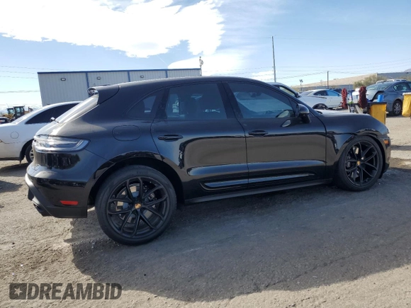 2023 Porsche Macan GTS z VIN WP1AF2A50PLB56880, wystawiony jako Copart lot #51125795 z przebiegiem 17 637 mil mil oraz Szkoda całkowita • Salvage title. Historia ofert i sprzedaży dostępna na DreamBid. Obrazek 3.