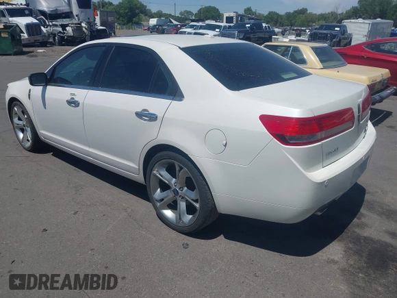 2011 Lincoln MKZ with VIN 3LNHL2JC2BR772688, listed as a IAAI auction lot 42525389 with 127,530 mi miles and . Bid and sale history available at DreamBid. Image 3.