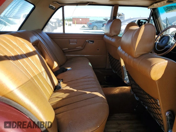 1973 Mercedes-Benz C z VIN 10806812018067, wystawiony jako Copart lot #43207885 z przebiegiem 58 302 mil mil oraz Szkoda całkowita • Salvage title. Historia ofert i sprzedaży dostępna na DreamBid. Obrazek 10.