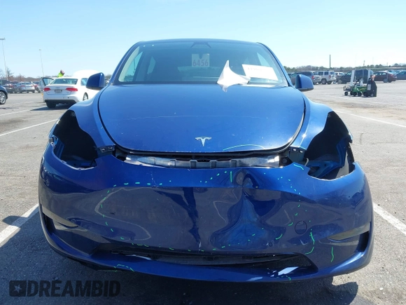 2022 Tesla Model Y Long Range with VIN 7SAYGDEE3NF449873, listed as a IAAI auction lot 41900271 with 38,571 mi miles and . Bid and sale history available at carsss.com. Image 6.