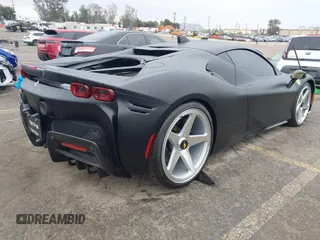 2023 Ferrari SF90 с VIN ZFF95NLAXP0298692, выставлен на аукционе IAAI как лот 41630186 с пробегом 390 миль миль и . История ставок и продаж доступна на DreamBid. Изображение 4.