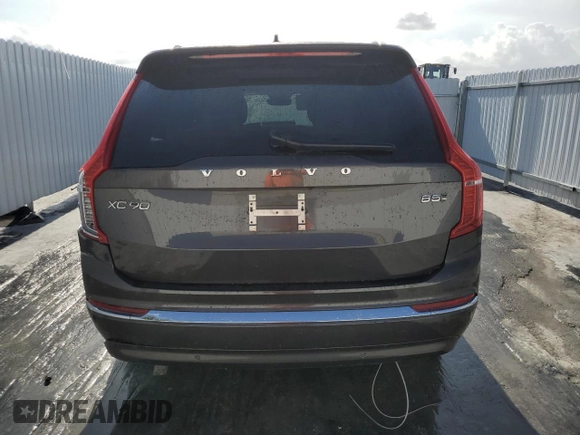 2024 Volvo XC90 Core Bright Theme with VIN YV4L12PK8R1204661, listed as a Copart auction lot 51439165 with 48,382 mi miles and Clean Title. Bid and sale history available at carsss.com. Image 6.