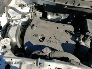 2019 Mitsubishi Outlander ES z VIN JA4AR3AU0KU031168, wystawiony jako Copart lot #87003194 z przebiegiem 149 532 mil mil oraz Szkoda całkowita • Salvage title. Historia ofert i sprzedaży dostępna na DreamBid. Obrazek 15.