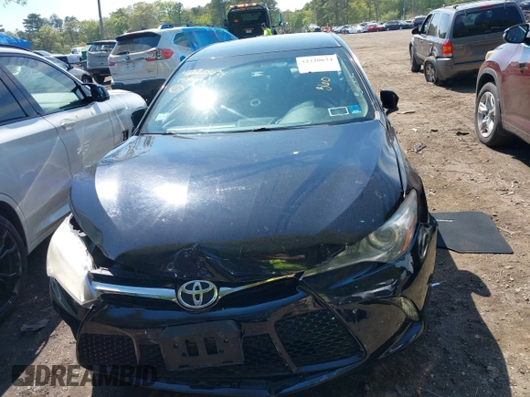 2015 Toyota Camry XLE z VIN 4T1BF1FK9FU985479, wystawiony jako IAAI lot #42220674 z przebiegiem 162 045 mil mil oraz . Historia ofert i sprzedaży dostępna na DreamBid. Obrazek 12.