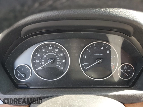 2013 BMW 3 Series 328i xDrive z VIN WBA3B5C54DF597780, wystawiony jako Copart lot #60800255 z przebiegiem Nie podano mil oraz Szkoda całkowita • Salvage title. Historia ofert i sprzedaży dostępna na DreamBid. Obrazek 9.