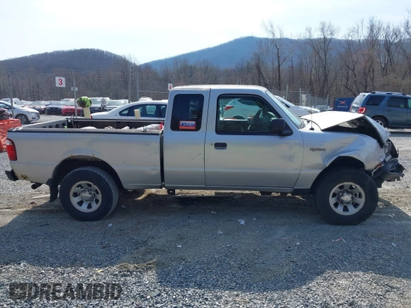 2005 Ford Ranger XL with VIN 1FTZR15E45PA56514, listed as a IAAI auction lot 41794514 with 201,913 mi miles. Bid and sale history available at carsss.com. Image 13.