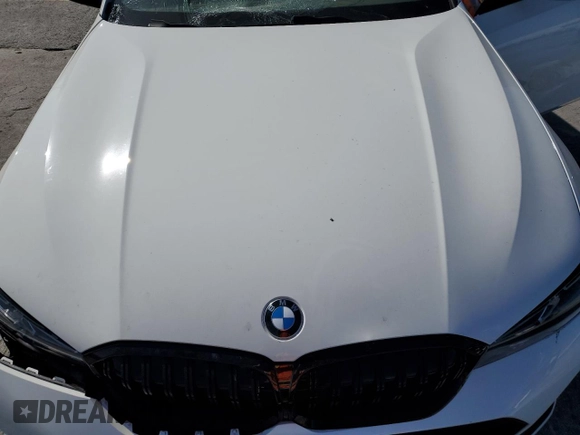2023 BMW 3 Series 330i z VIN 3MW69FF08P8D73326, wystawiony jako Copart lot #57511995 z przebiegiem Nie podano mil oraz Czysty tytuł • Clean title. Historia ofert i sprzedaży dostępna na DreamBid. Obrazek 11.