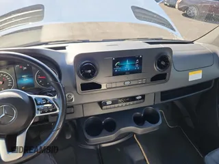 2021 Mercedes-Benz Sprinter with VIN W1X8D33Y9MN158890, listed as a Copart auction lot 52627565 with 13,274 mi miles and Salvage Title. Bid and sale history available at DreamBid. Image 9.
