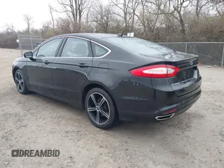 2014 Ford Fusion SE with VIN 3FA6P0H97ER282627, listed as a IAAI auction lot 41931789 with 133,815 mi miles and . Bid and sale history available at carsss.com. Image 3.