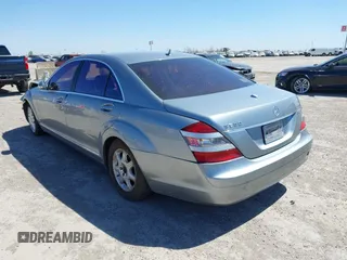 2007 Mercedes-Benz S 550 with VIN WDDNG71X87A070944, listed as a IAAI auction lot 41827529 with 267,847 mi miles and . Bid and sale history available at carsss.com. Image 3.