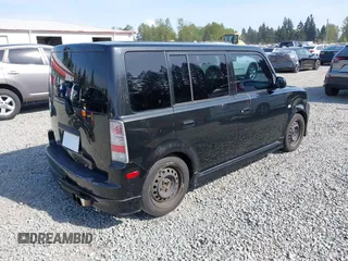 2005 Scion xB with VIN JTLKT334454021261, listed as a IAAI auction lot 42124927 with 221,043 mi miles. Bid and sale history available at carsss.com. Image 4.