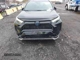 2022 Toyota RAV4 SE z VIN JTMAB3FV7ND090427, wystawiony jako IAAI lot #42307900 z przebiegiem 27 285 mil mil oraz . Historia ofert i sprzedaży dostępna na DreamBid. Obrazek 19.