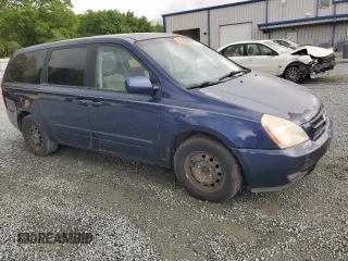 2006 Kia Sedona LX with VIN KNDMB233666045365, listed as a Copart auction lot 52853325 with 171,091 mi miles and Salvage Title. Bid and sale history available at carsss.com. Image 4.
