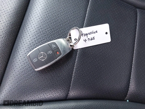 2019 Mercedes-Benz C 300 с VIN 55SWF8DB0KU308453, выставлен на аукционе IAAI как лот 42018308 с пробегом 43 850 миль миль и . История ставок и продаж доступна на DreamBid. Изображение 11.