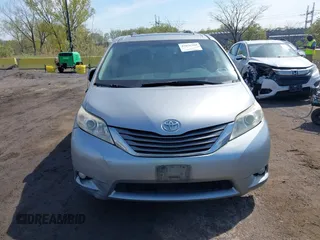 2011 Toyota Sienna XLE AAS с VIN 5TDYK3DC1BS142229, выставлен на аукционе IAAI как лот 42076380 с пробегом 132 768 миль миль и . История ставок и продаж доступна на DreamBid. Изображение 12.