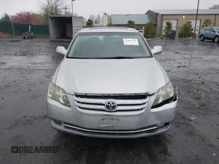 2007 Toyota Avalon XL with VIN 4T1BK36B47U208796, listed as a IAAI auction lot 42008744 with 250,000 mi miles. Bid and sale history available at carsss.com. Image 6.
