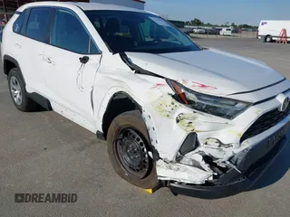 2023 Toyota RAV4 LE z VIN 2T3G1RFV0PC327864, wystawiony jako IAAI lot #42465650 z przebiegiem 36 006 mil mil oraz . Historia ofert i sprzedaży dostępna na DreamBid. Obrazek 6.