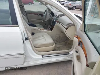 2003 Mercedes-Benz E 320 z VIN WDBUF65J53A134777, wystawiony jako IAAI lot #42429941 z przebiegiem Nie podano mil oraz . Historia ofert i sprzedaży dostępna na DreamBid. Obrazek 5.