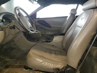 2004 Ford Mustang Deluxe z VIN 1FAFP44654F204619, wystawiony jako Copart lot #62414685 z przebiegiem 235 467 mil mil oraz Szkoda całkowita • Salvage title. Historia ofert i sprzedaży dostępna na DreamBid. Obrazek 7.