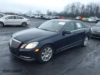 2013 Mercedes-Benz E-Class E 350 Luxury with VIN WDDHF8JB2DA726819, listed as a IAAI auction lot 41545234 with 139,794 mi miles. Bid and sale history available at carsss.com. Image 17.