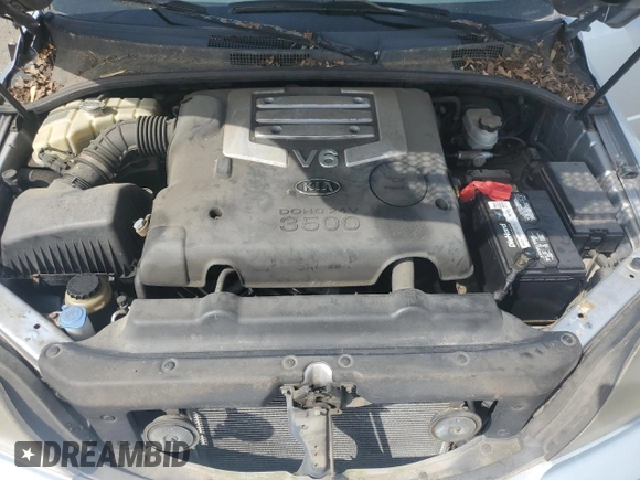 2005 Kia Sorento LX with VIN KNDJC733955478664, listed as a Copart auction lot 55295185 with 61,058 mi miles and Clean Title. Bid and sale history available at DreamBid. Image 12.