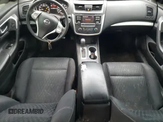 2018 Nissan Altima 2.5 S with VIN 1N4AL3AP5JC229319, listed as a Copart auction lot 48058935 with 146,822 mi miles and Salvage Title. Bid and sale history available at carsss.com. Image 8.