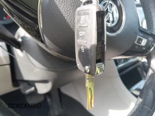 2016 Volkswagen Passat SE z VIN 1VWBS7A39GC048588, wystawiony jako IAAI lot #42024717 z przebiegiem 94 626 mil mil oraz . Historia ofert i sprzedaży dostępna na DreamBid. Obrazek 11.