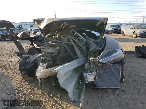 2023 Audi e-tron GT Premium Plus z VIN WAUFJBFW1P7003924, wystawiony jako Copart lot #87554385 z przebiegiem Nie podano mil oraz Szkody całkowita. Historia ofert i sprzedaży dostępna na DreamBid. Obrazek 5.